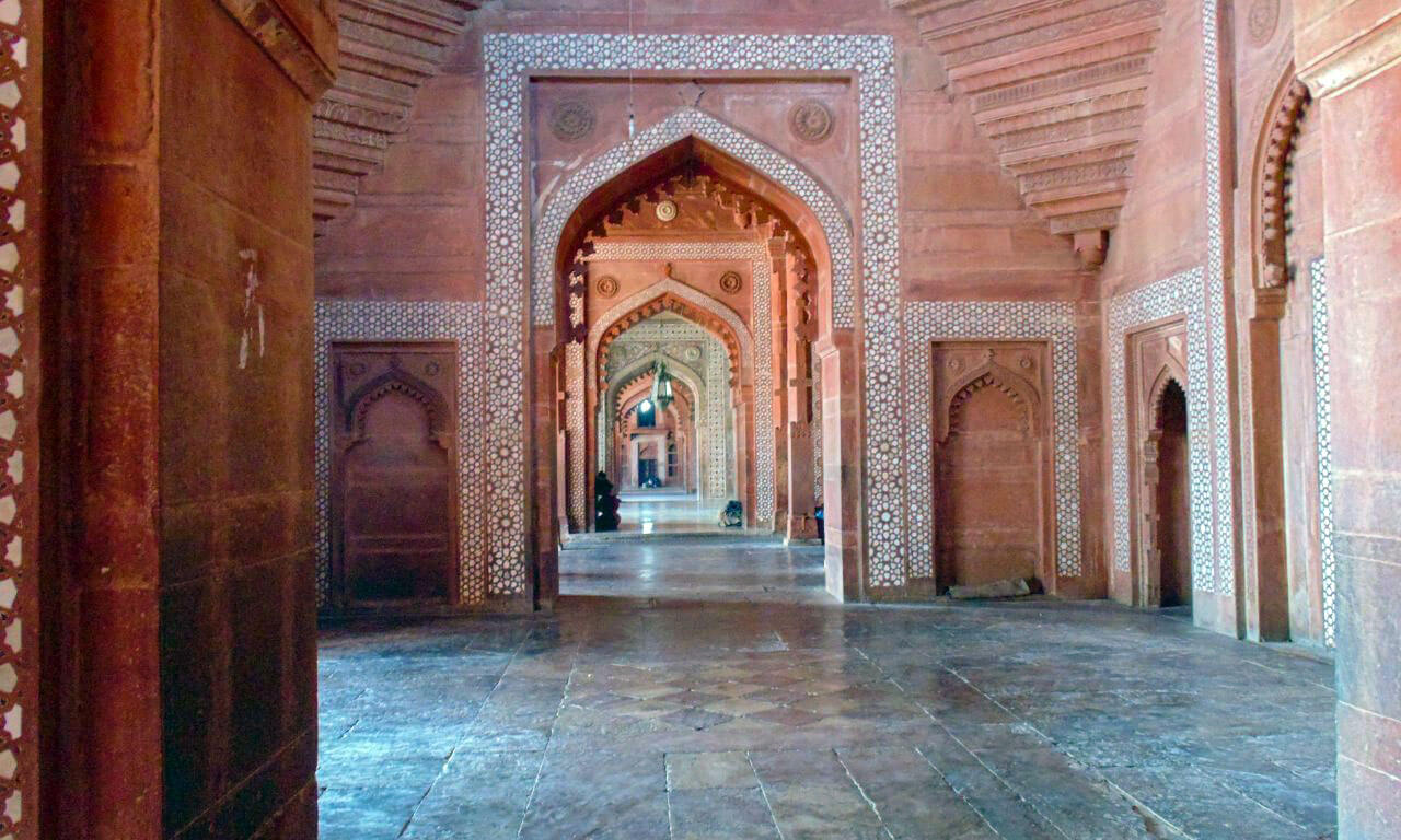India_Agra_Forte01_Sulla_scia_dei_Moghul_e_la_tigre