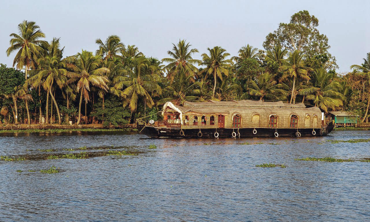 India_Kumarakom_Houseboat_Melodia_rilassante