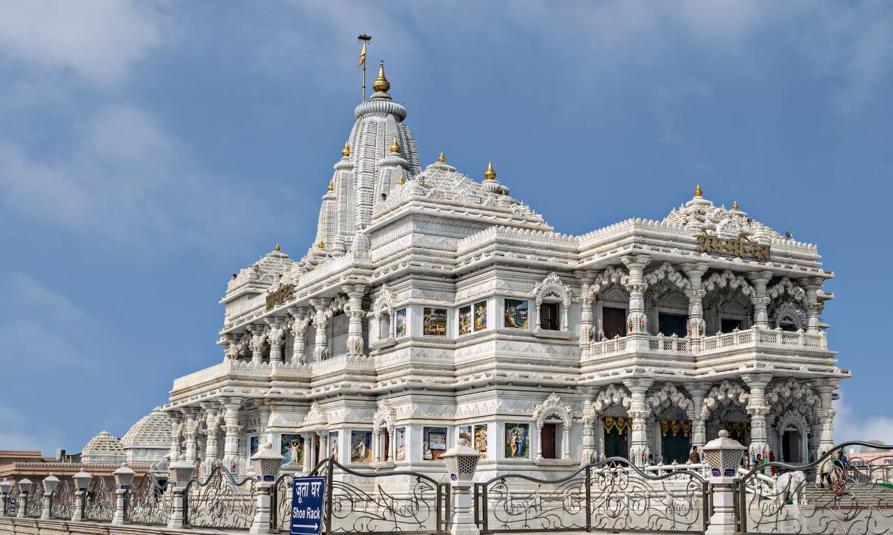 India_Vrindavan_Tempio_hindu_India spirituale