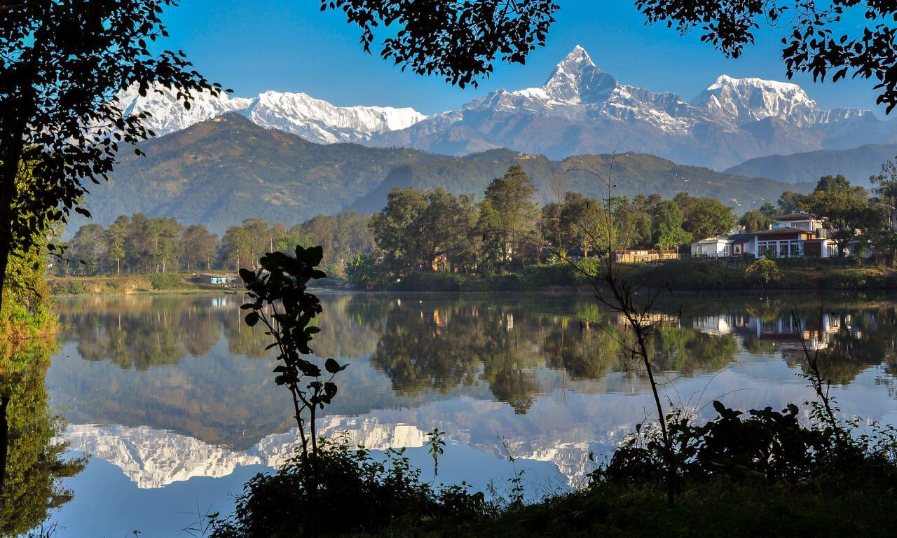 Nepal_Pokhara_Lago_Phewa02_Tintinnio_dei_cimbali