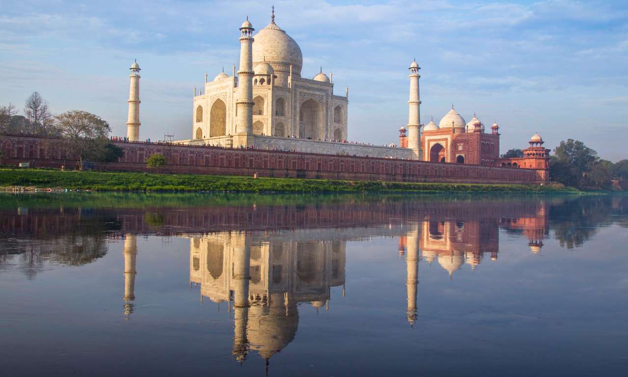 India_Atmosfere_senza_tempo_Agra_Taj_Mahal_Riflesso_Tour_in_evidenza_carosello