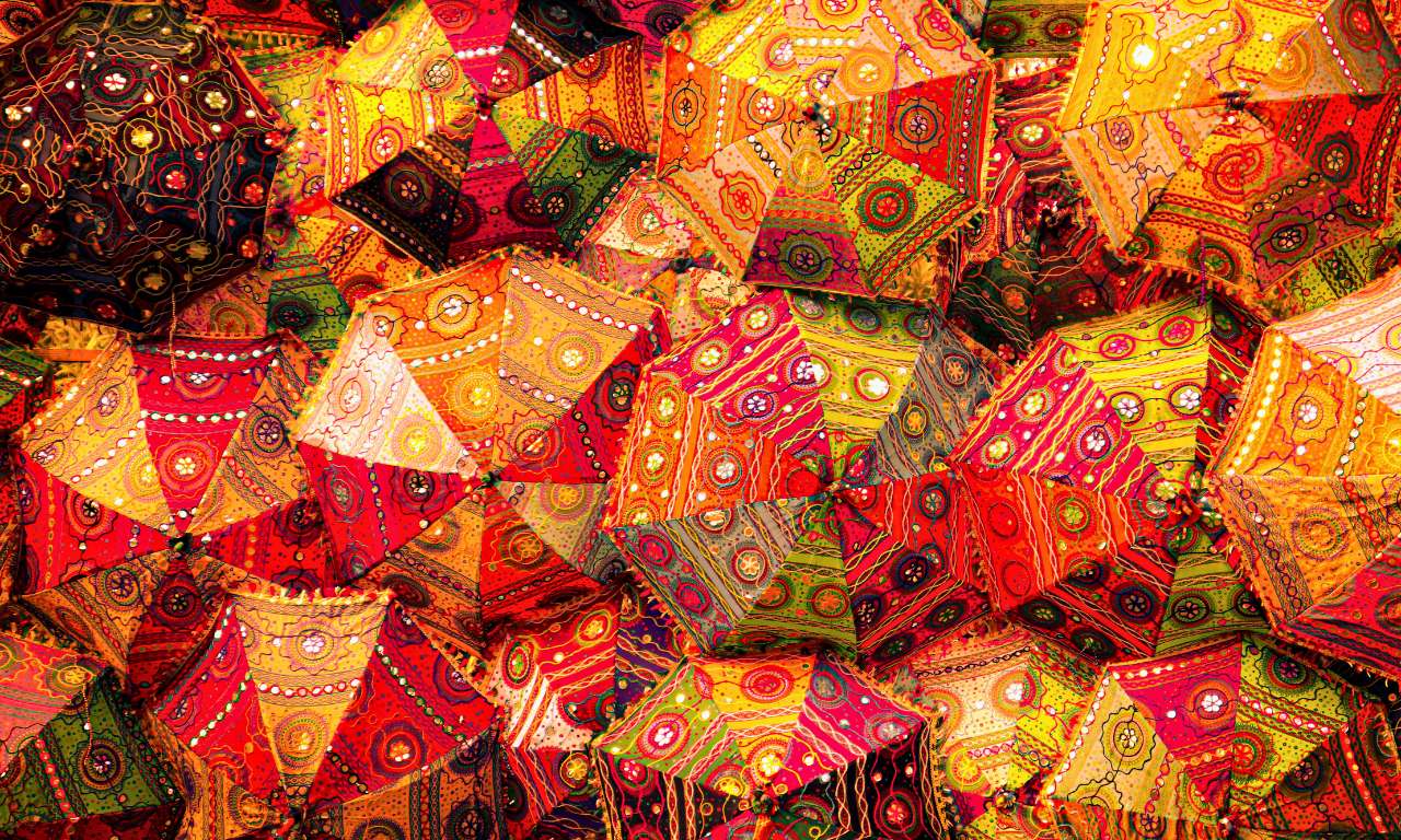 India_Atmosfere_senza_tempo_Delhi_dettaglio_Tour_in_evidenza_carosello