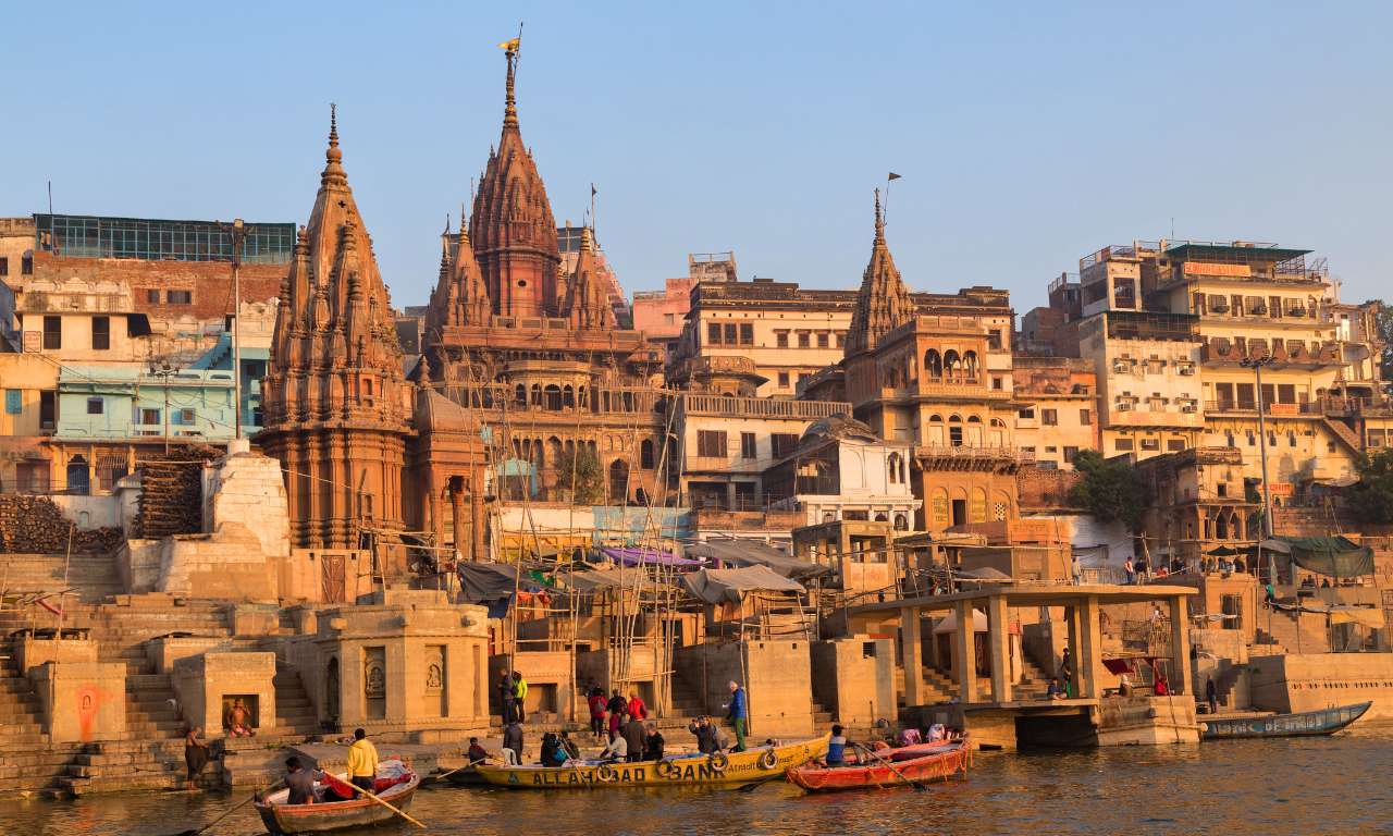 India_Atmosfere_senza_tempo_Varanasi_Tour_in_evidenza_carosello