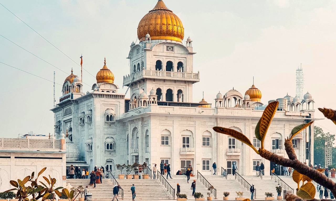India_Terre_dei_Maharaja_New_Delhi_Bangla_Sahib_Tour_in_evidenza_carosello