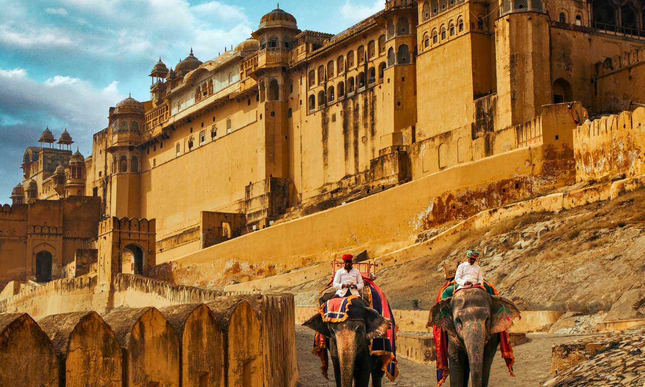 India_Emozioni_di_autore_Jaipur_Forte_Amber_carosello